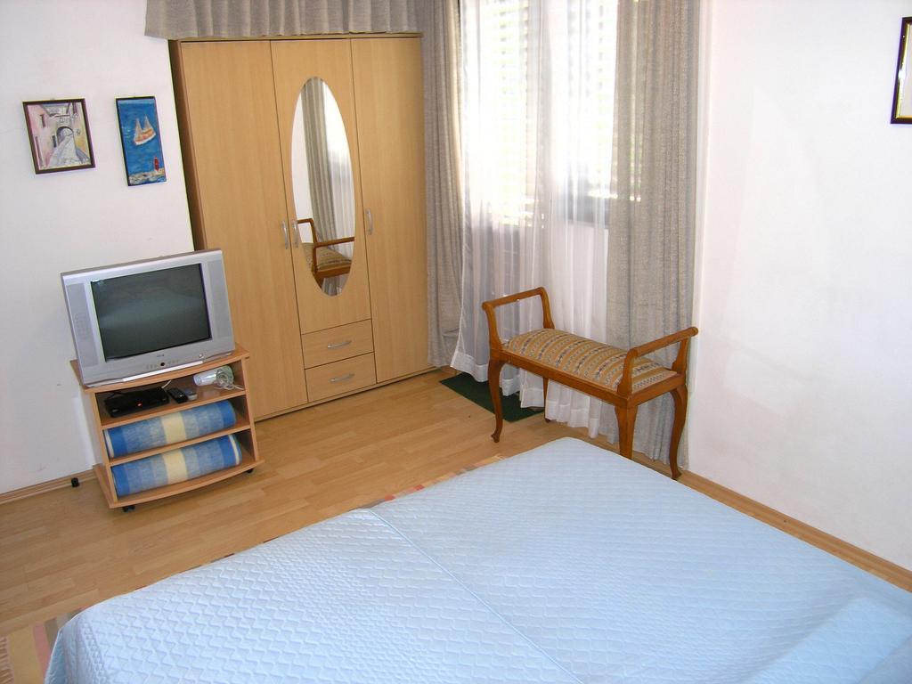 Apartmani Plach Đảo Krk Ngoại thất bức ảnh